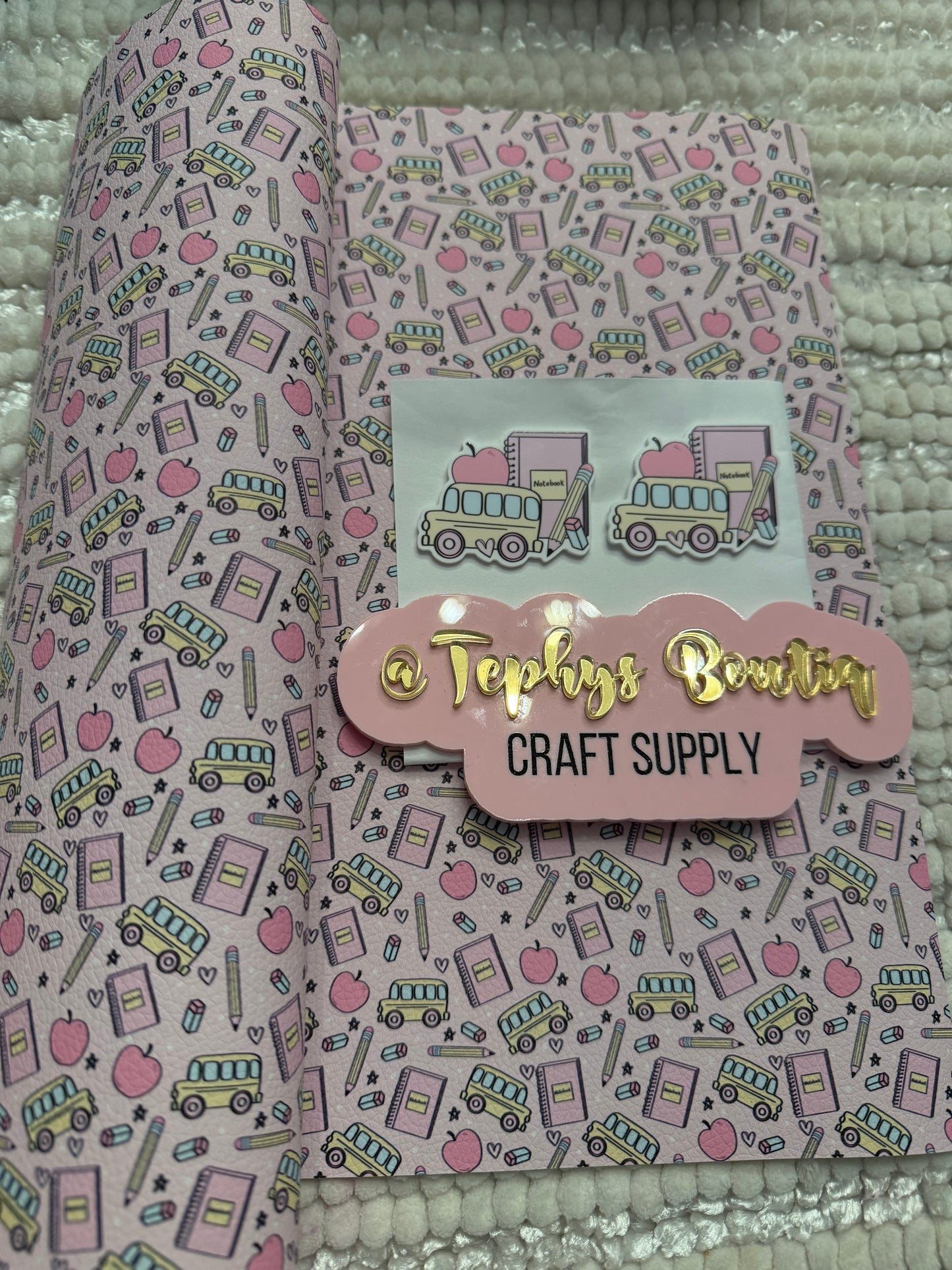 Litchi Leather Bus Pink