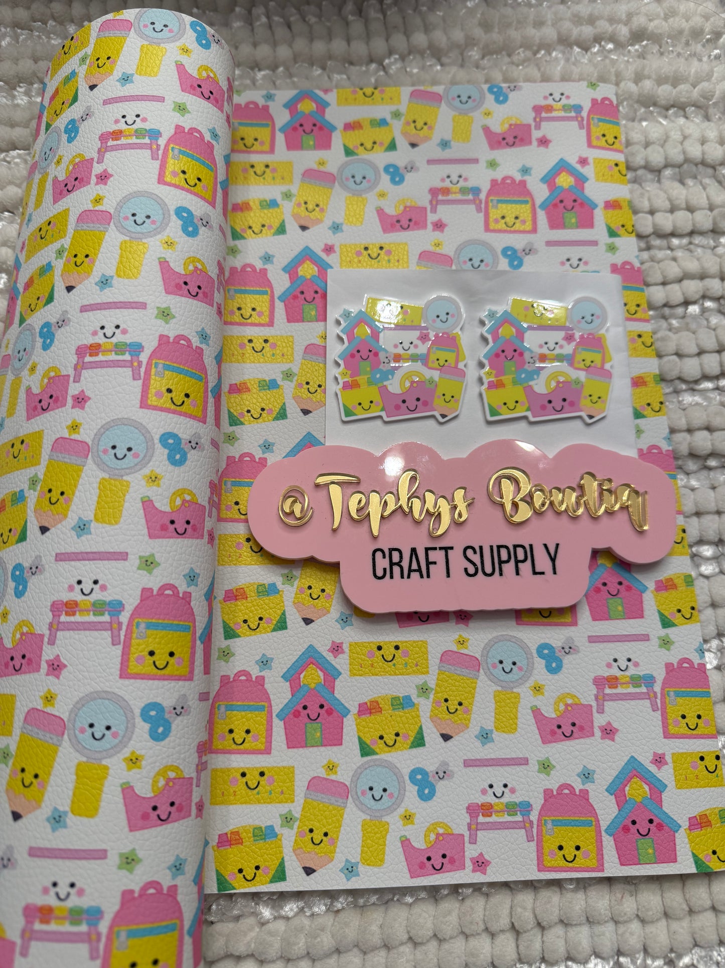 Litchi Leather Utiles Pink