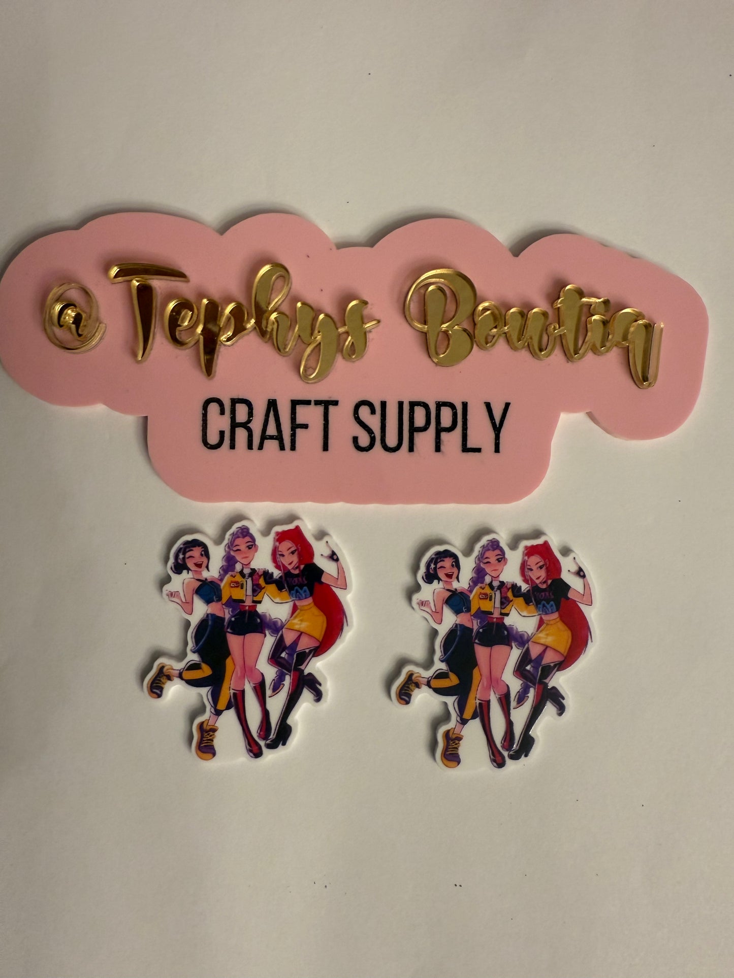 Litchi Leather Huntrix Rosa