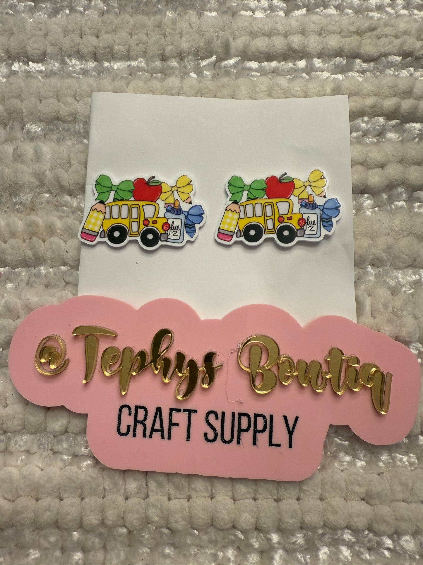 Litchi Leather Escuela