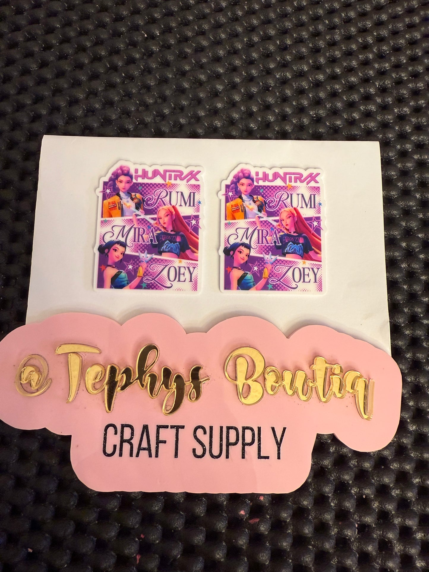 Litchi Leather Huntrix 4