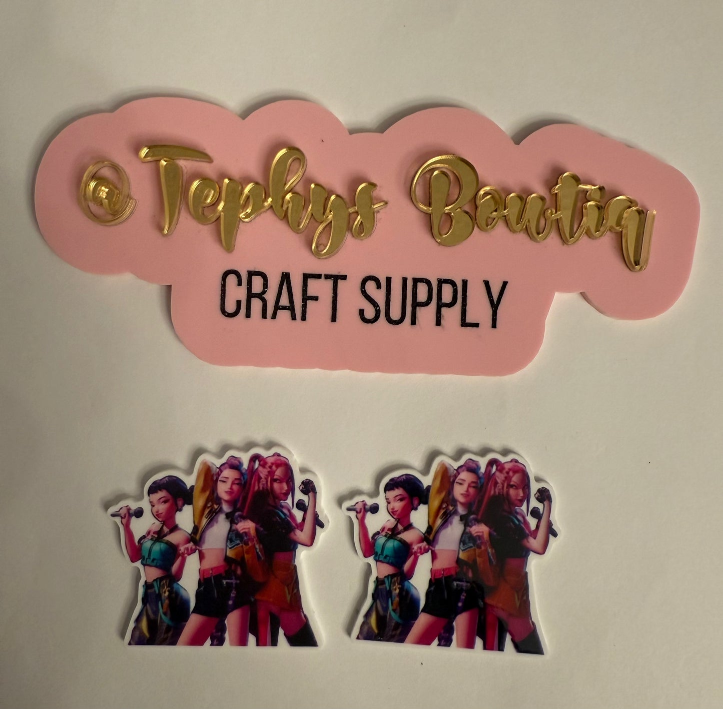 Litchi Leather Huntrix Rosa