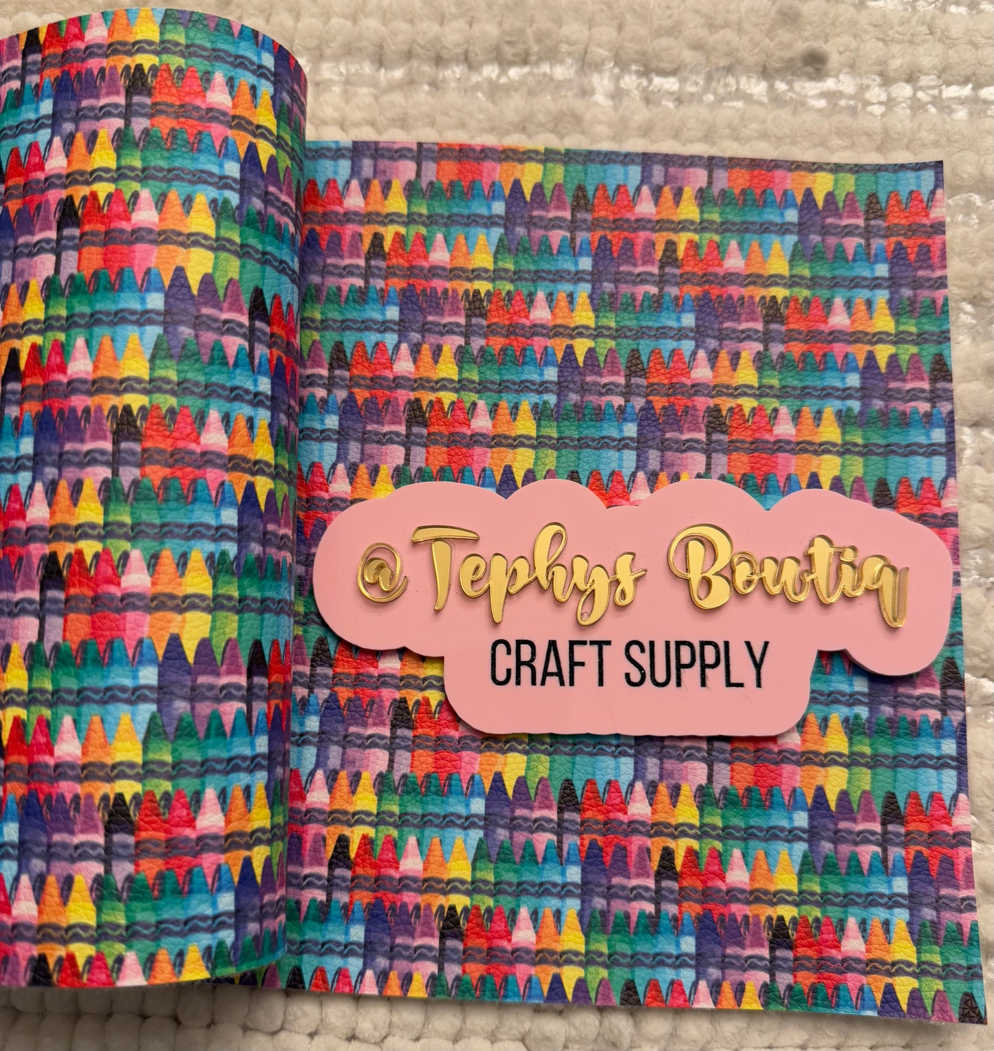 Litchi Leather Escuela