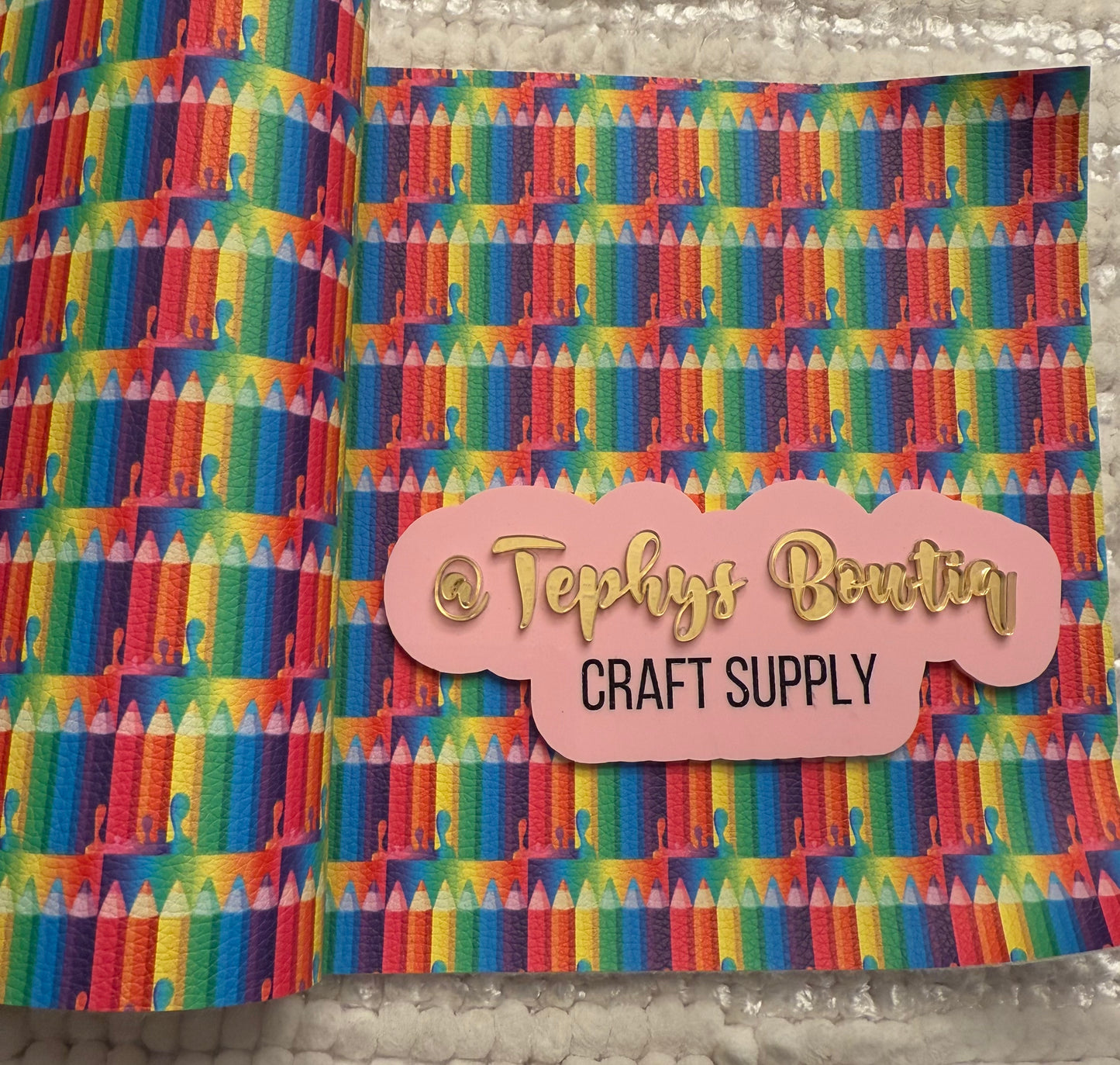 Litchi Leather Escuela