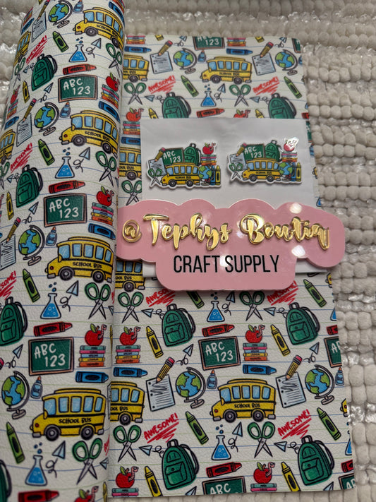 Litchi Leather Bus y mochila verde