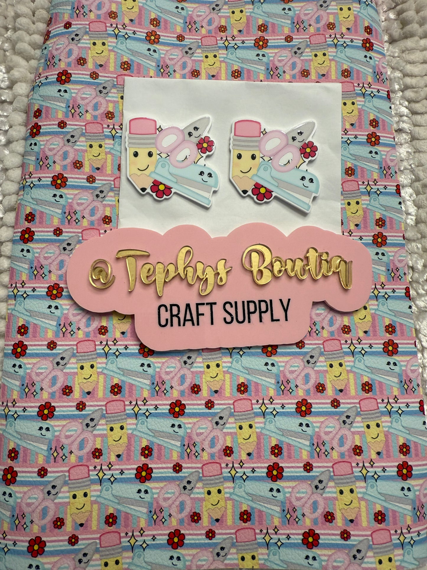 Litchi Leather Escolar