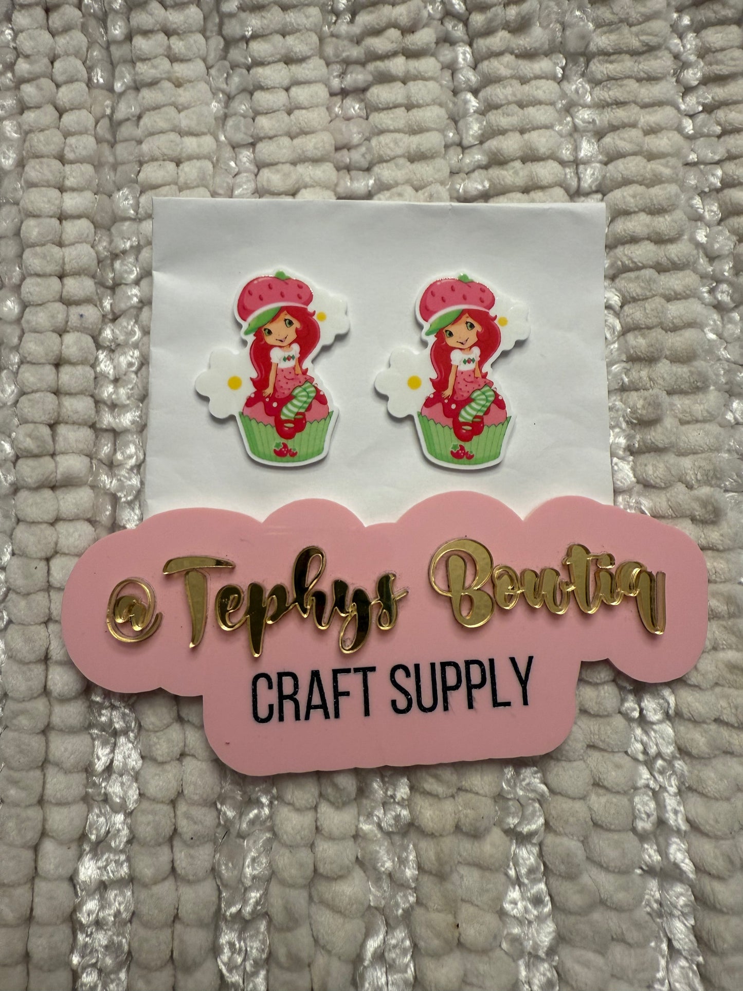 Litchi Leather Strawberry