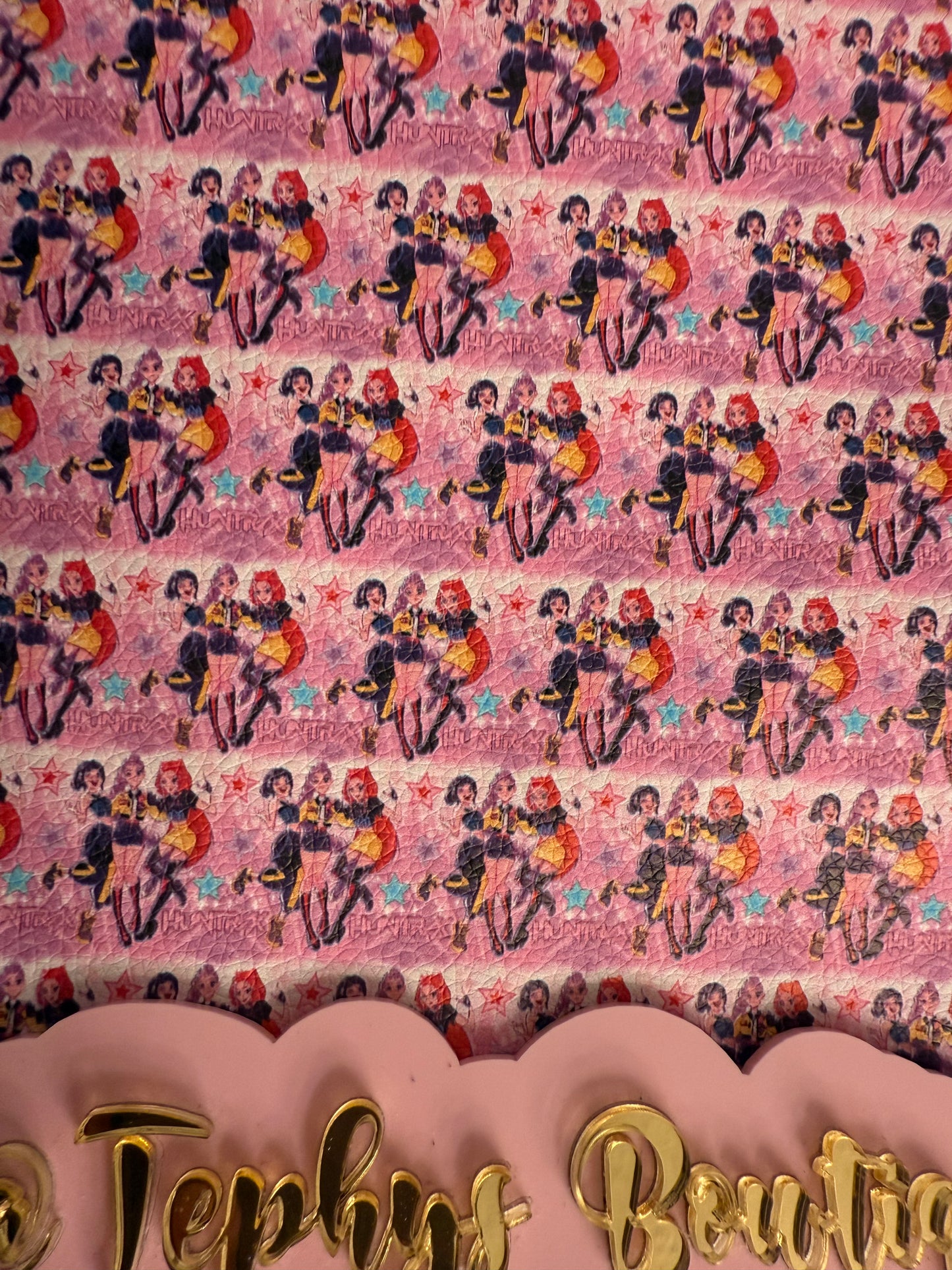 Litchi Leather Huntrix Rosa