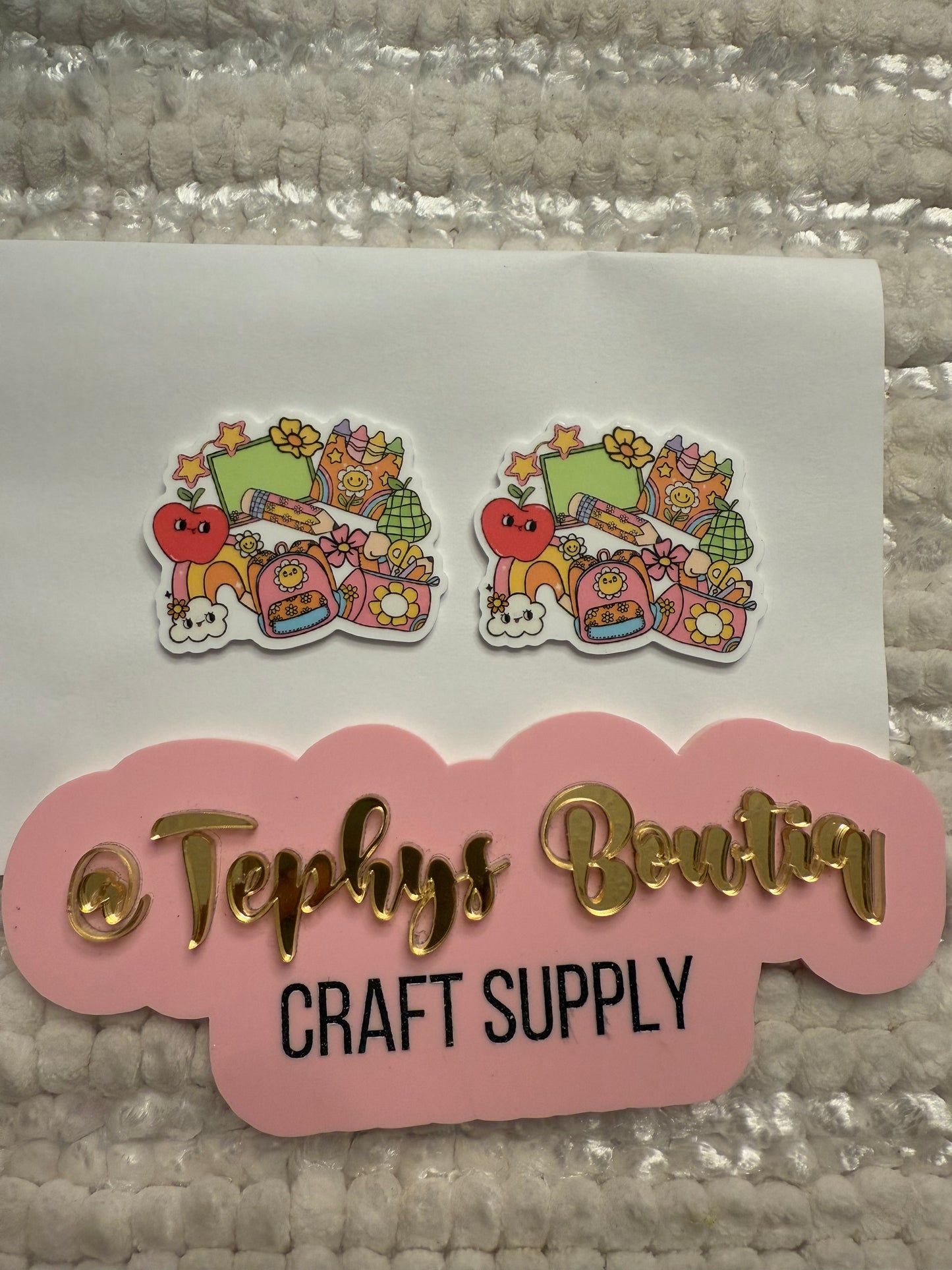 Litchi Leather Escuela