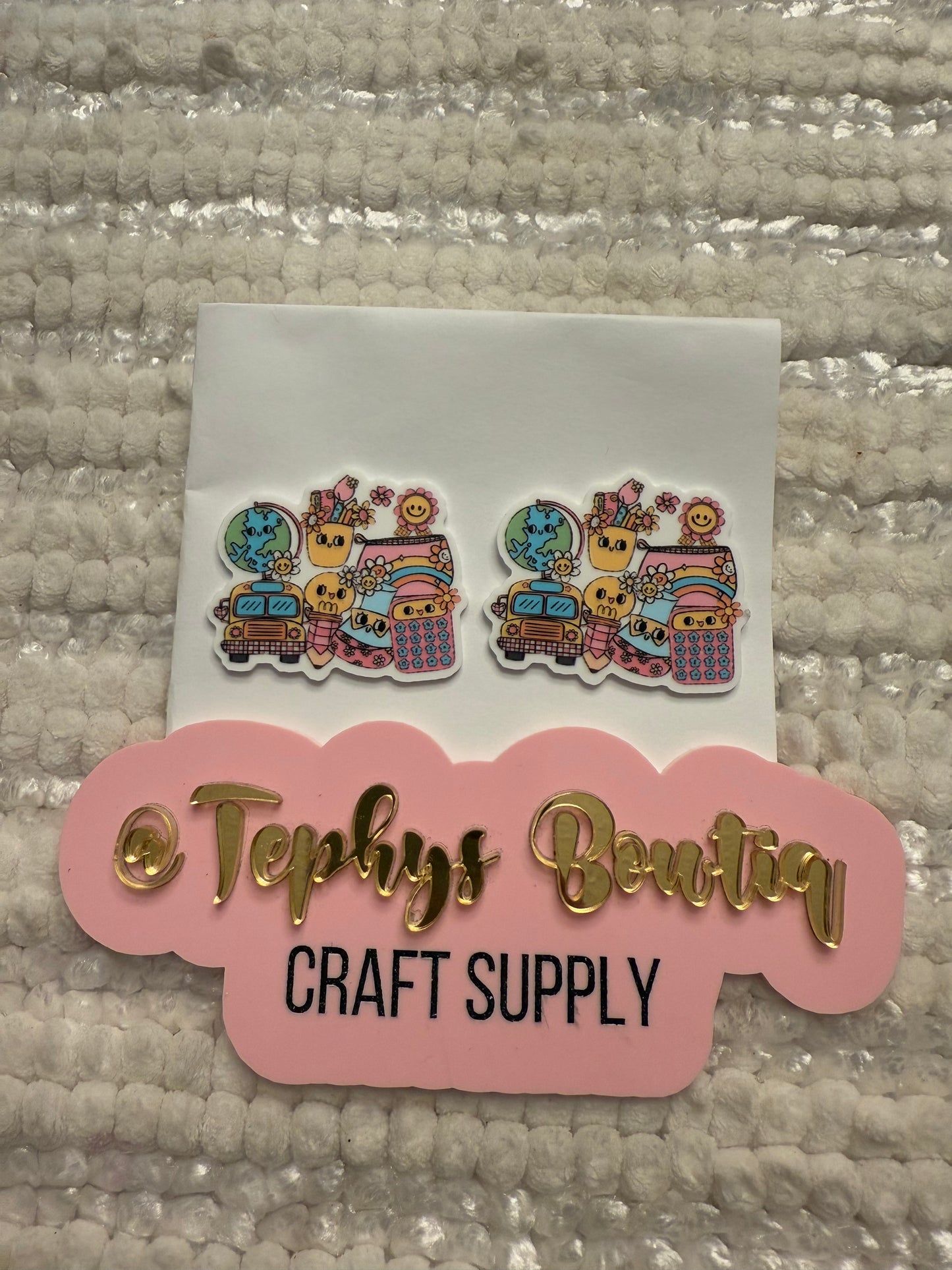 Litchi Leather Escuela