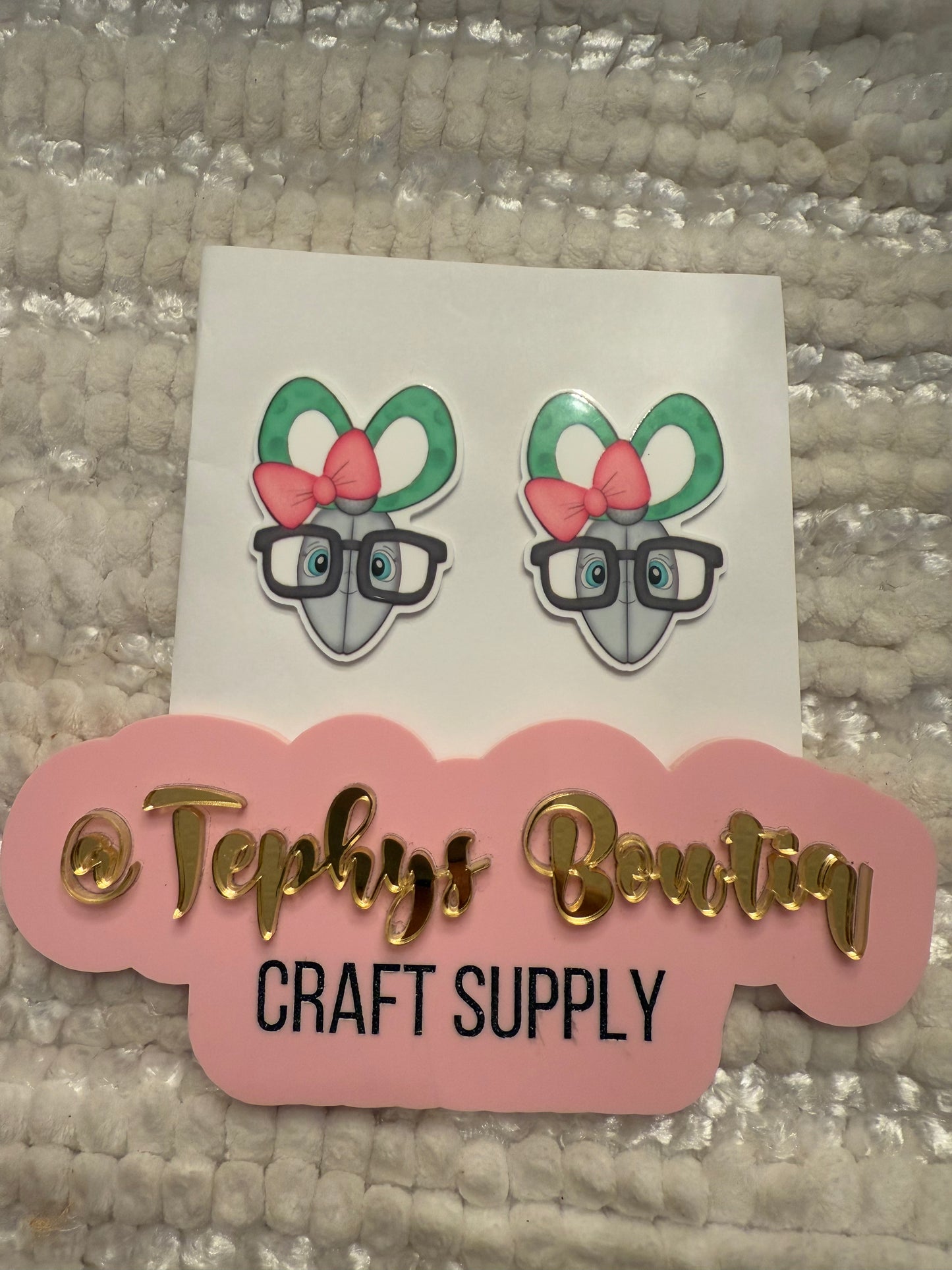 Litchi Leather Escuela